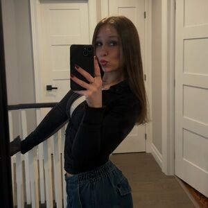 Meet your Posher, Vanessa